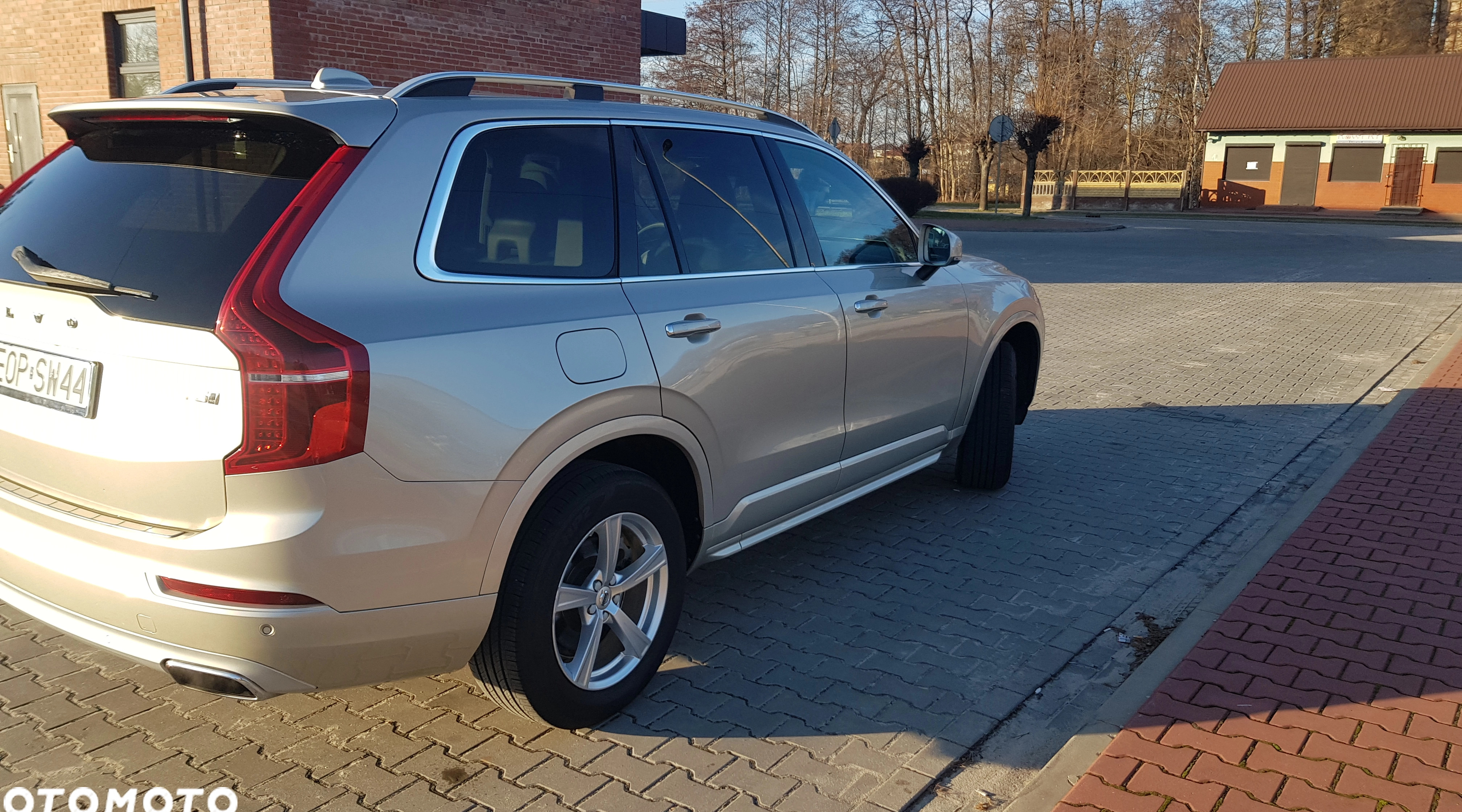 Volvo XC 90 cena 129000 przebieg: 132000, rok produkcji 2016 z Drzewica małe 56